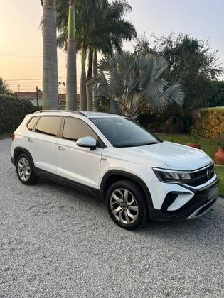 VOLKSWAGEN TAOS 1.4 250 TSI TOTAL FLEX COMFORTLINE AUTOMÁTICO